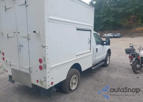 2015 Ford F-250 Xl из США, поврежденный, VIN 1FDBF2B62FEA47574